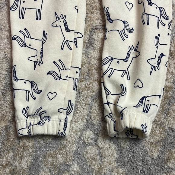 Unicorn 🦄 jogging pants 5T - Picture 3 of 7